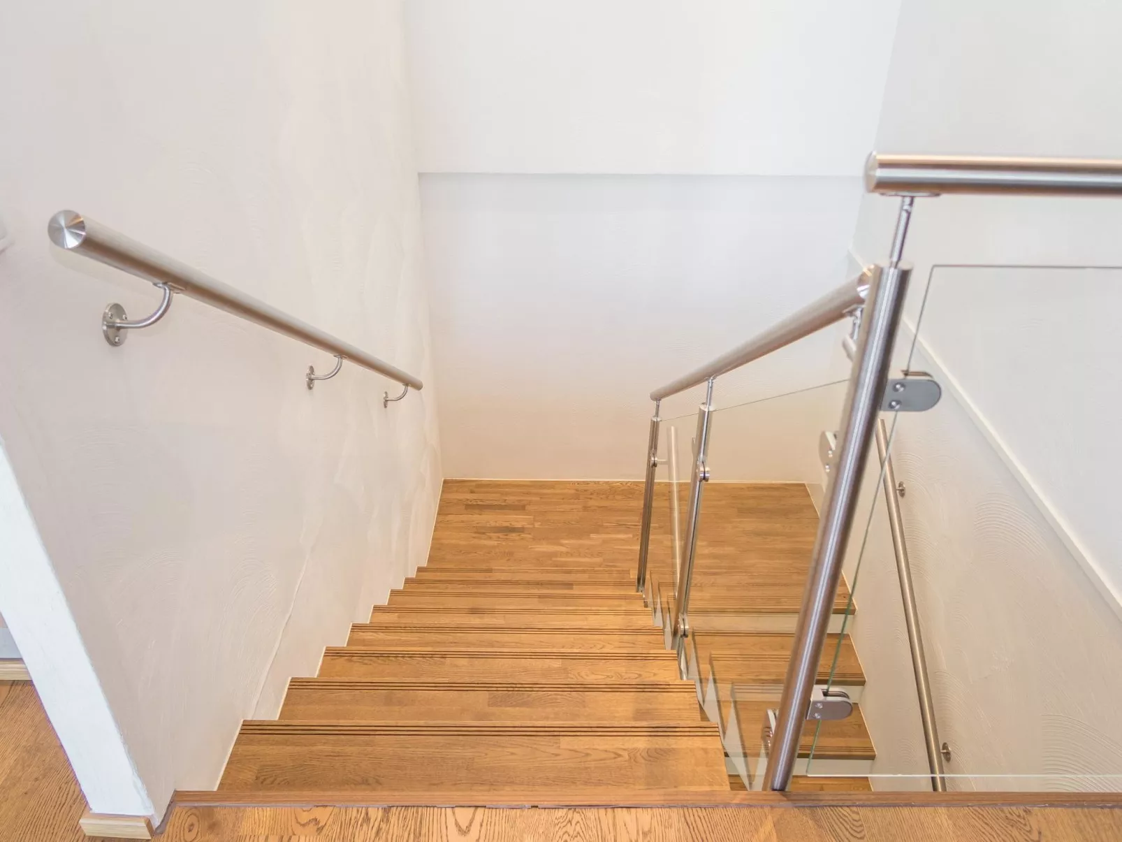 Holy lake chalet b-Drinnen