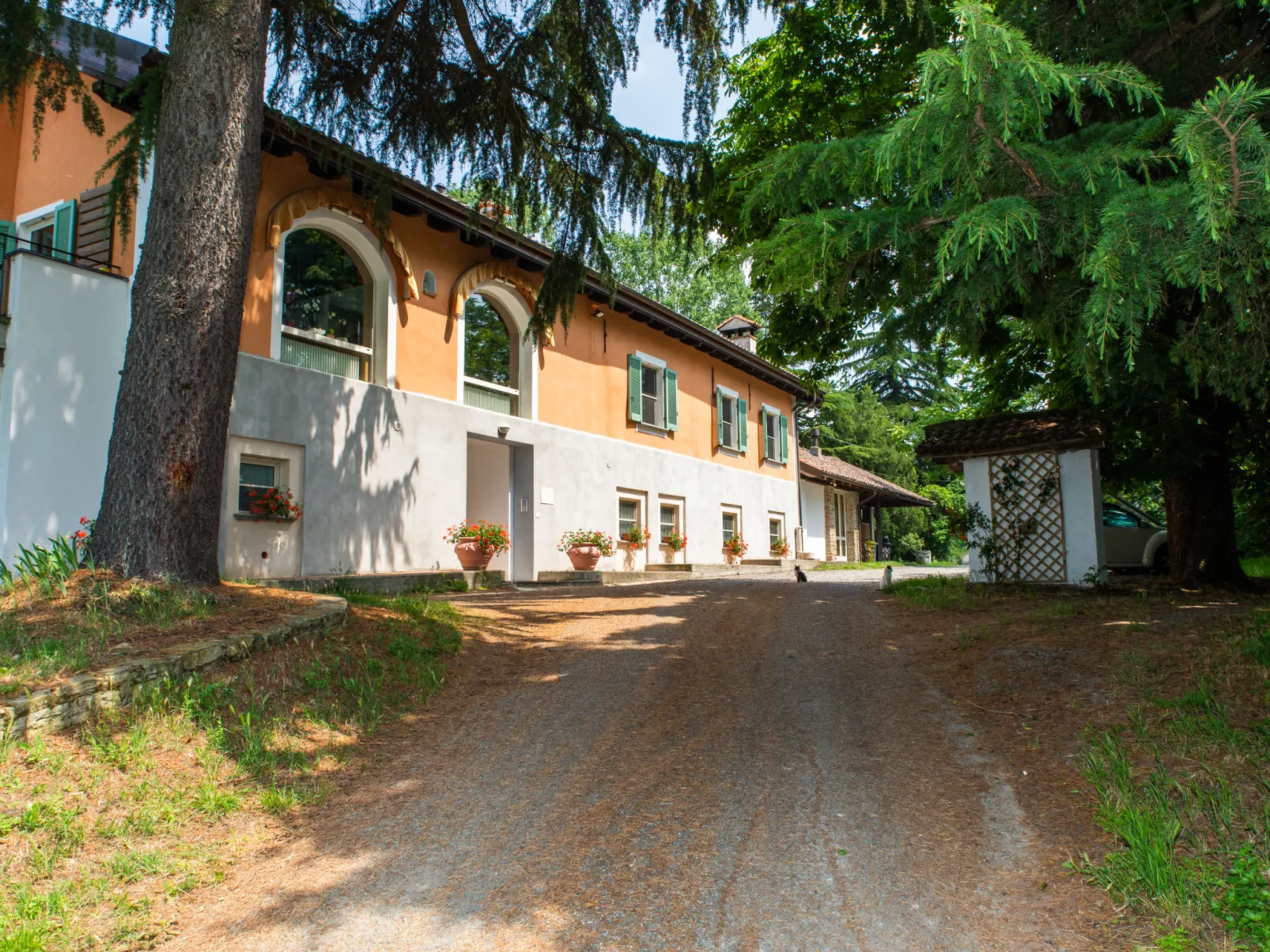Sant'Evasio-Outside