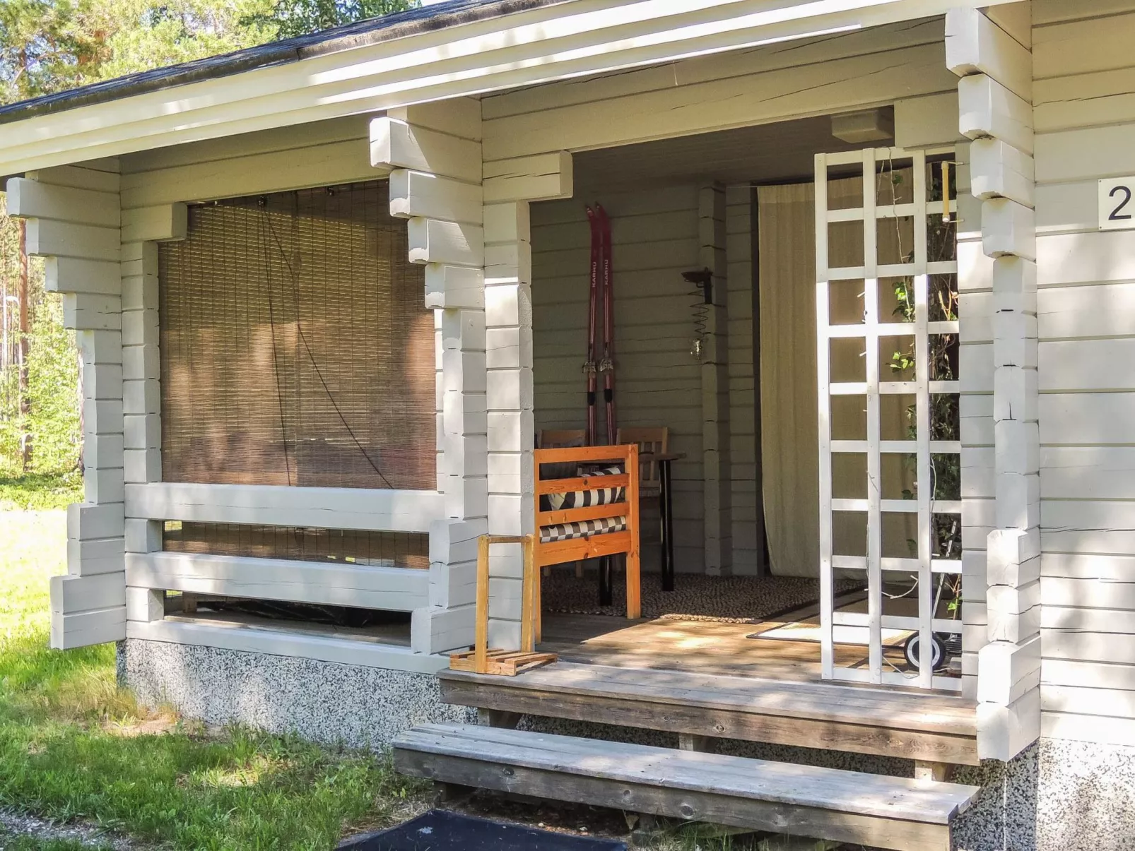 Karjalan veikko 2 b-Dedans