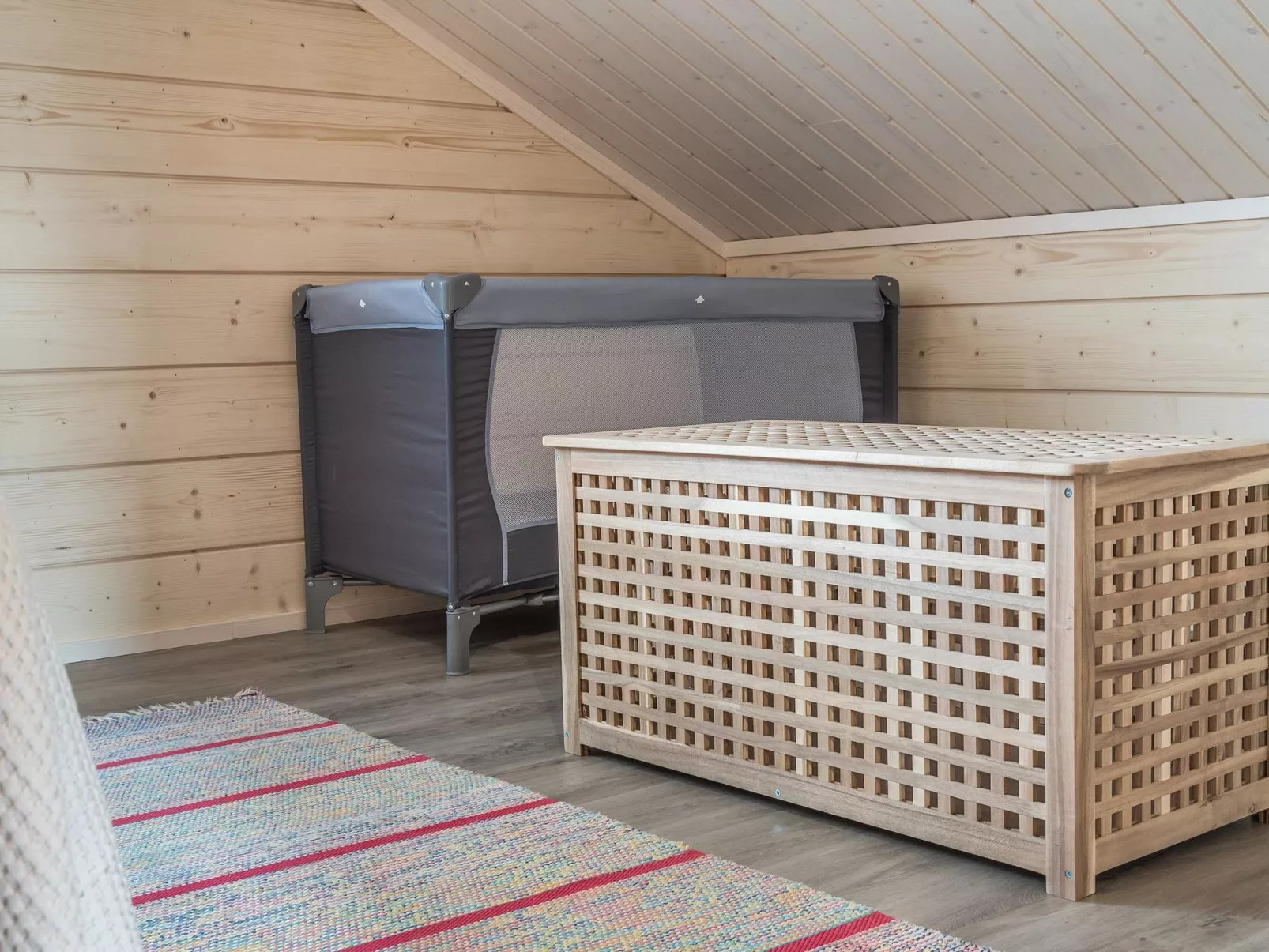 Äkäsmartti b-Dedans