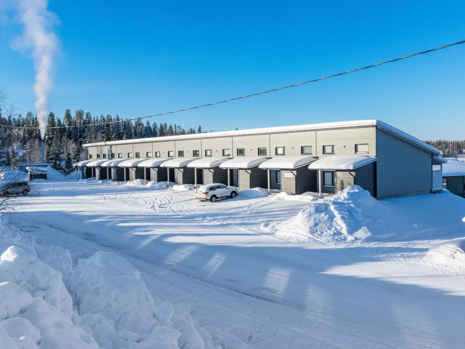 Skivillas 78 ukkohalla (1)-Dedans