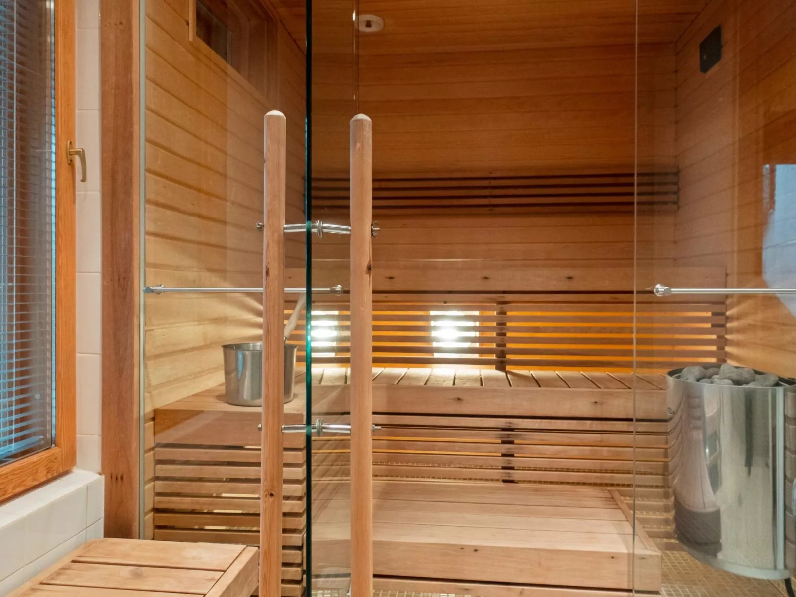 Sallan lumous b-Dedans