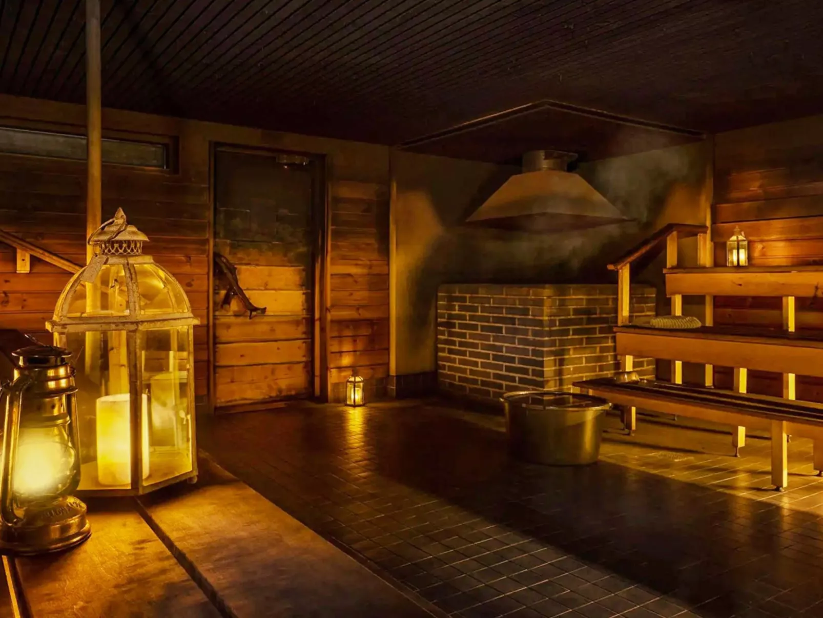 Kartanohuoneisto heikki-Dedans