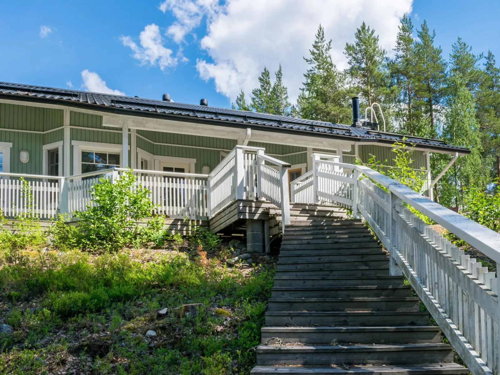 Saunaharju 7-Drinnen