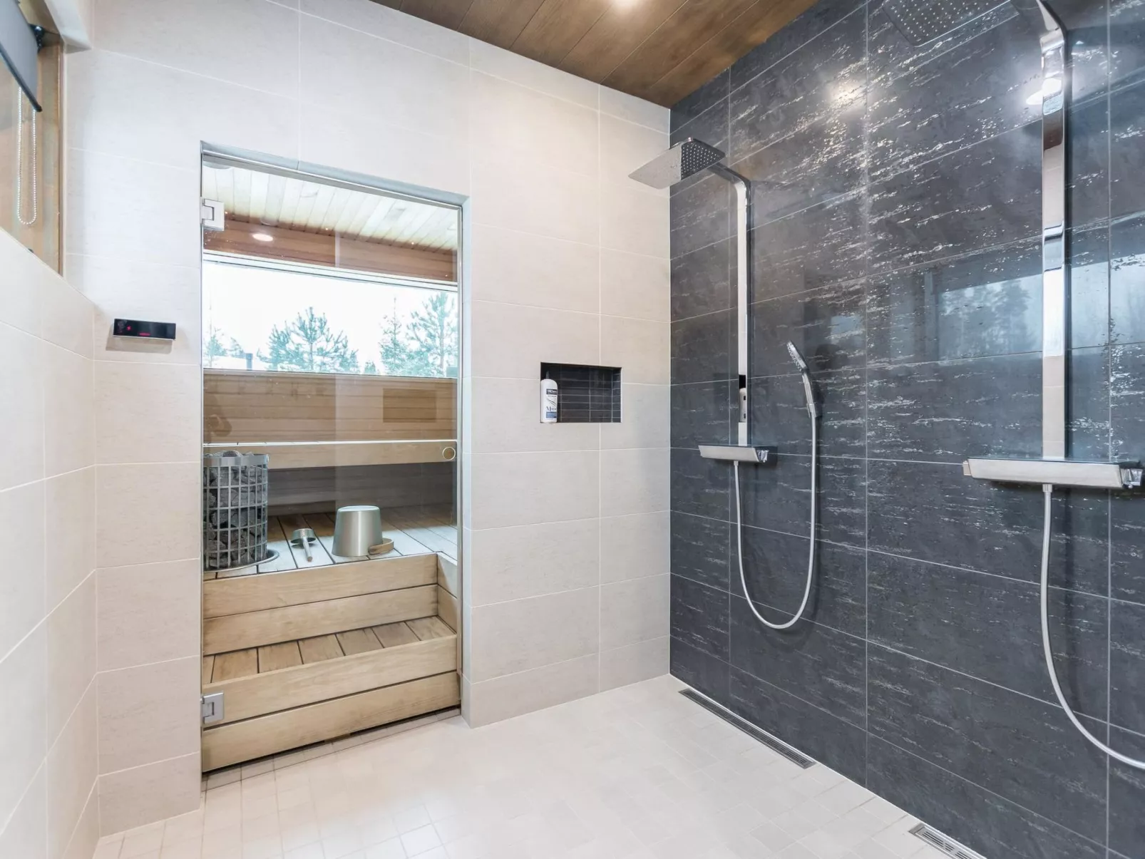 Naava kaarna spa-Drinnen