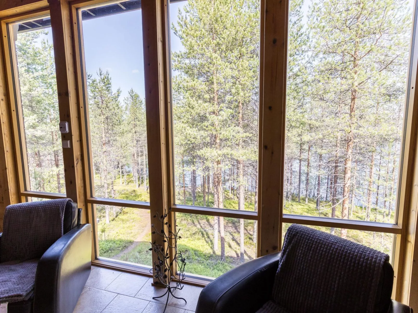 Matkajoentie 4b-Dedans