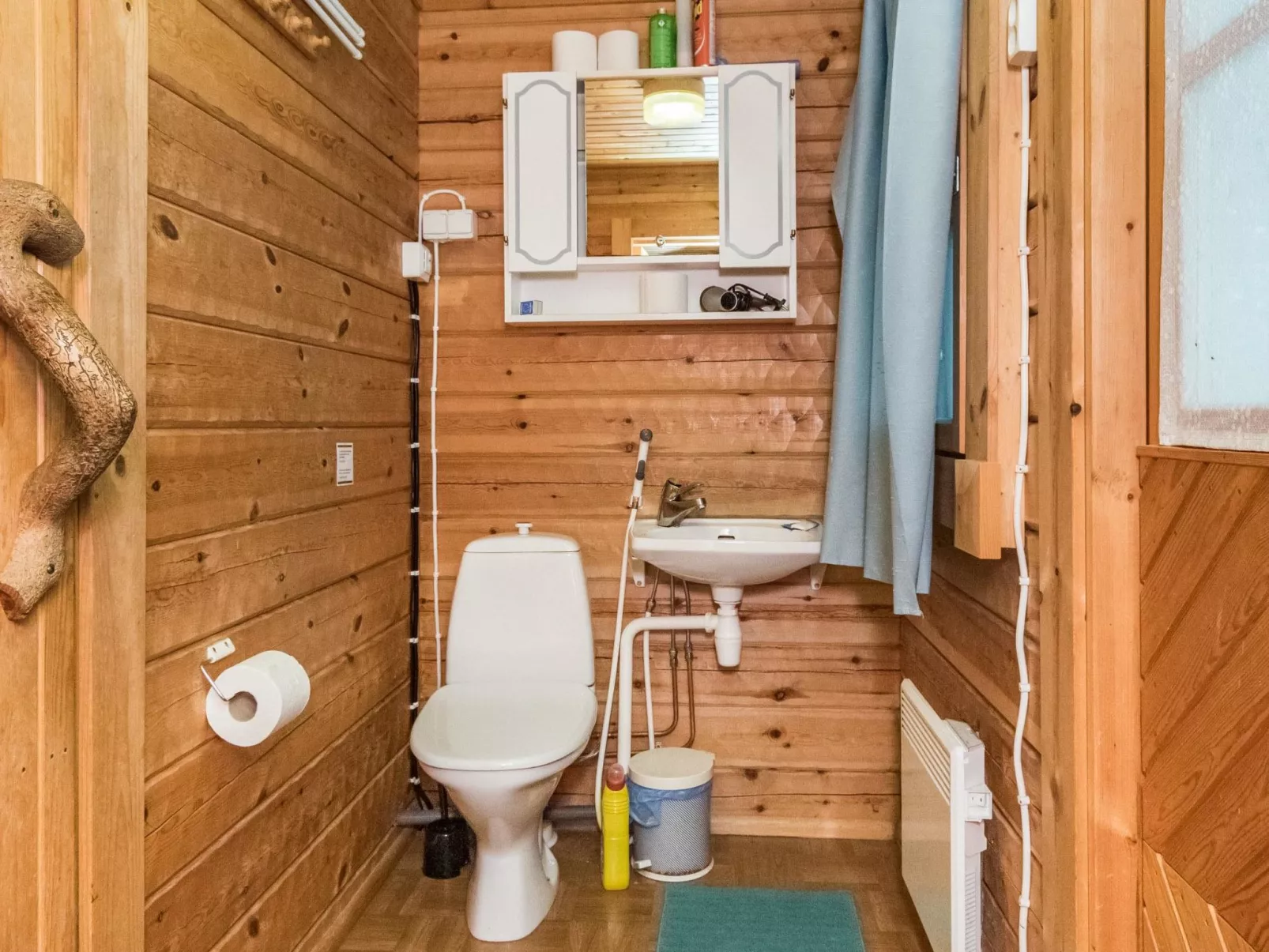 Auringonlasku-Drinnen