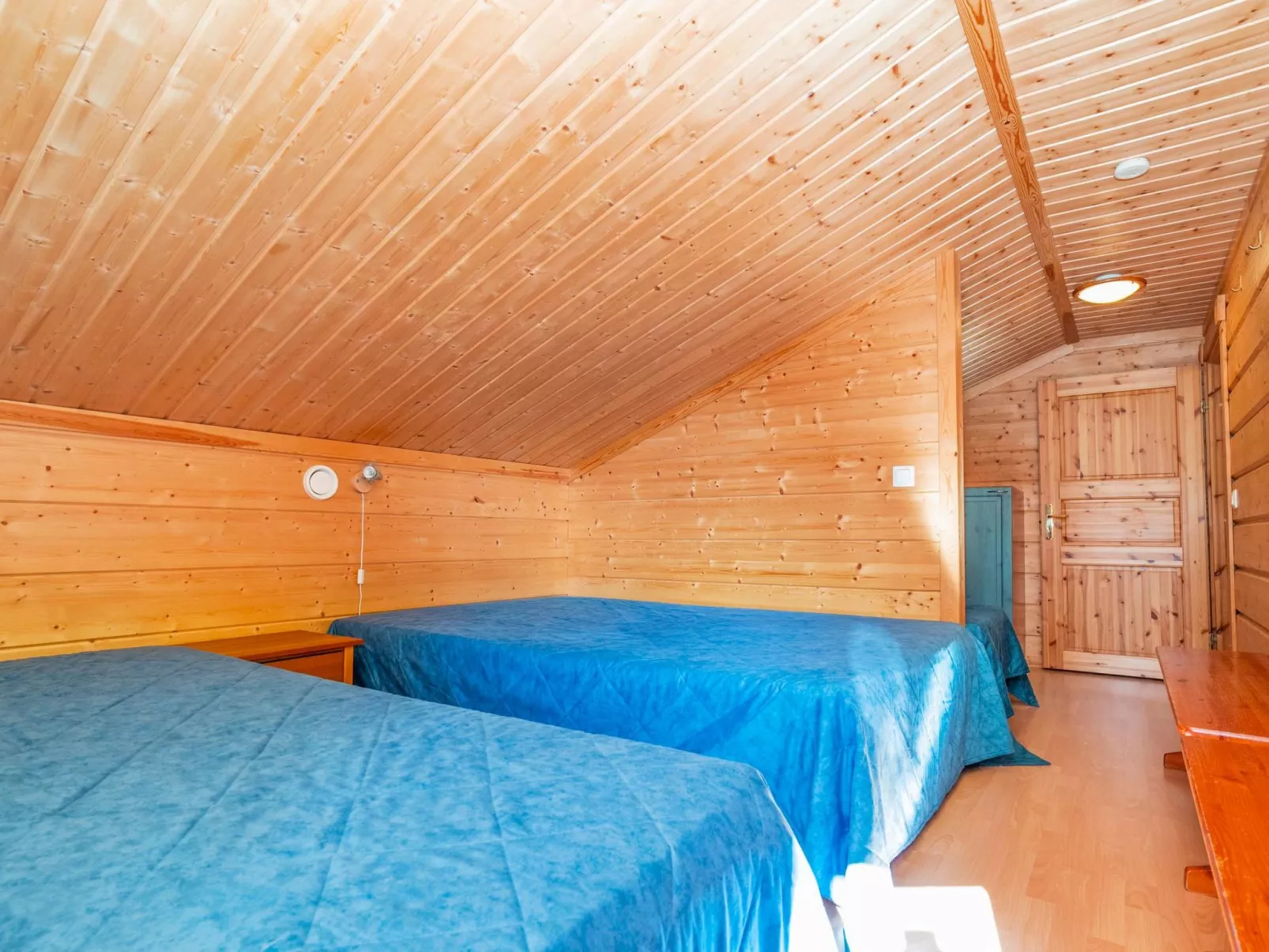 Kinostupa 1a (2)-Inside