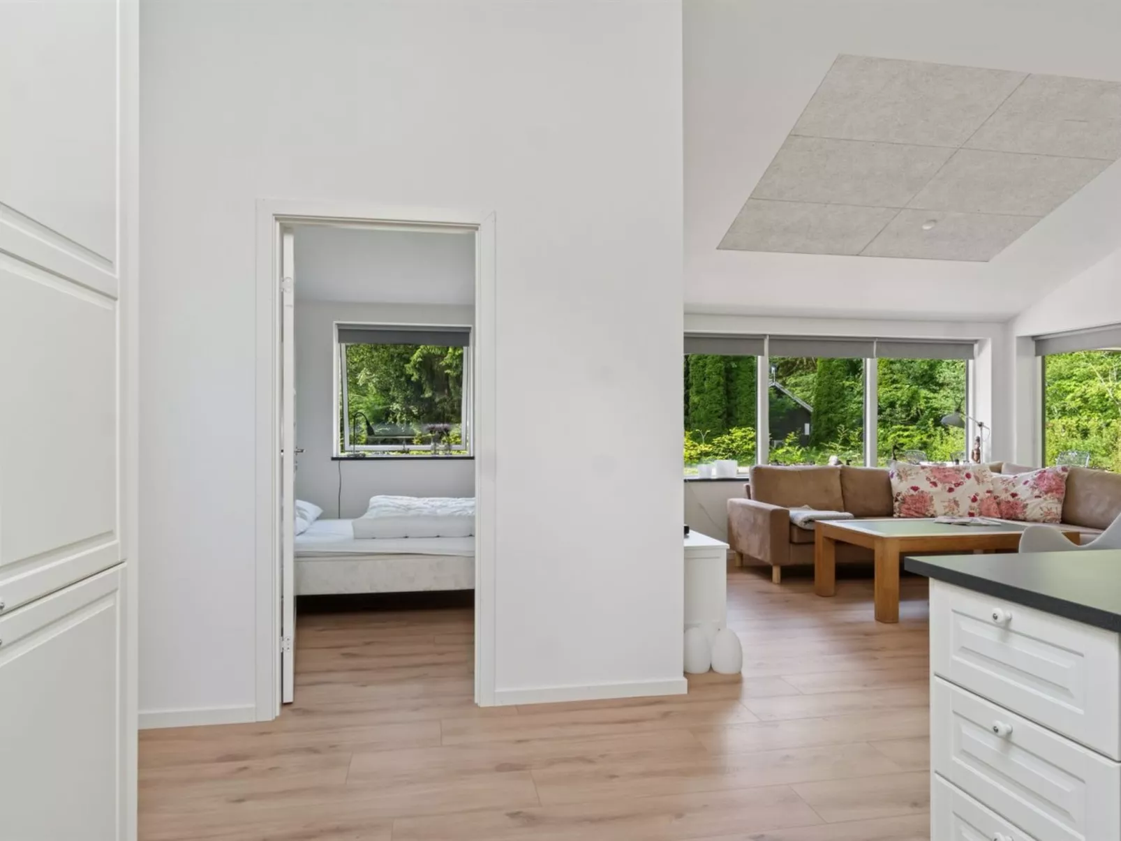 "Hotherus" -  from the sea-Drinnen