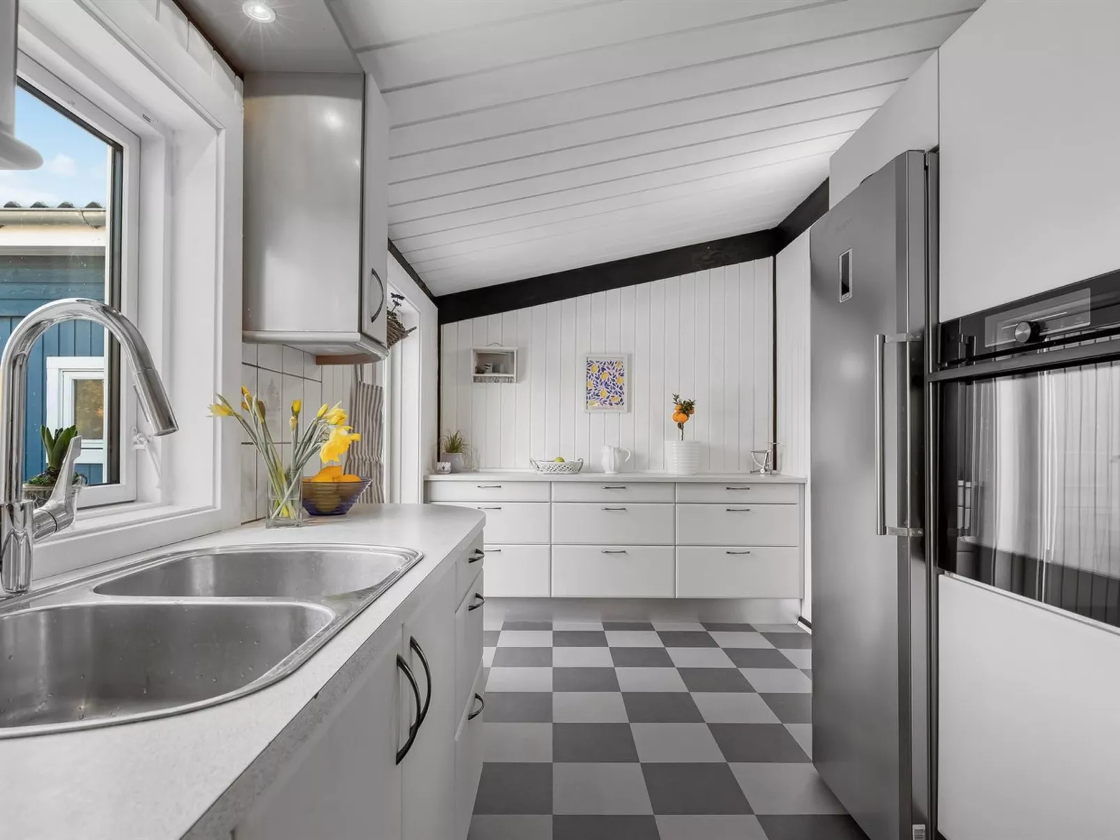 "Etly" - 900m from the sea-Dedans