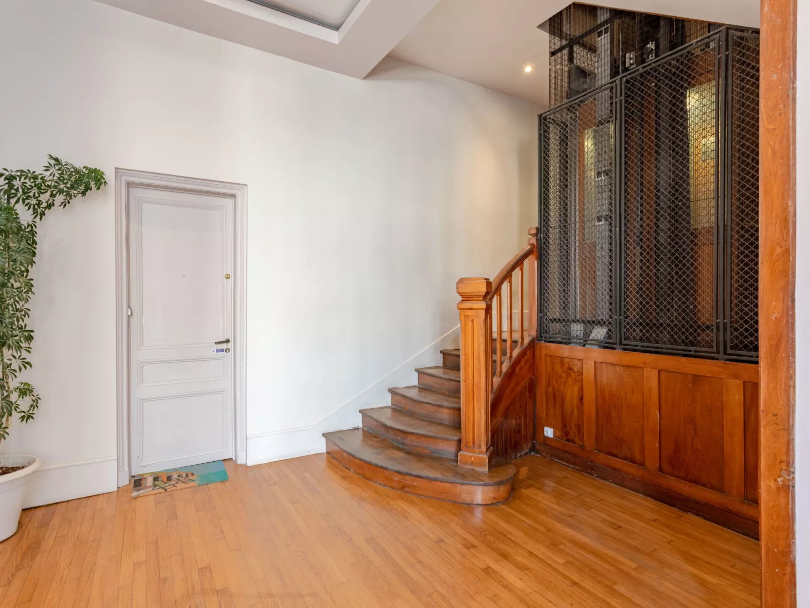 L'hôtel de Paris-Inside