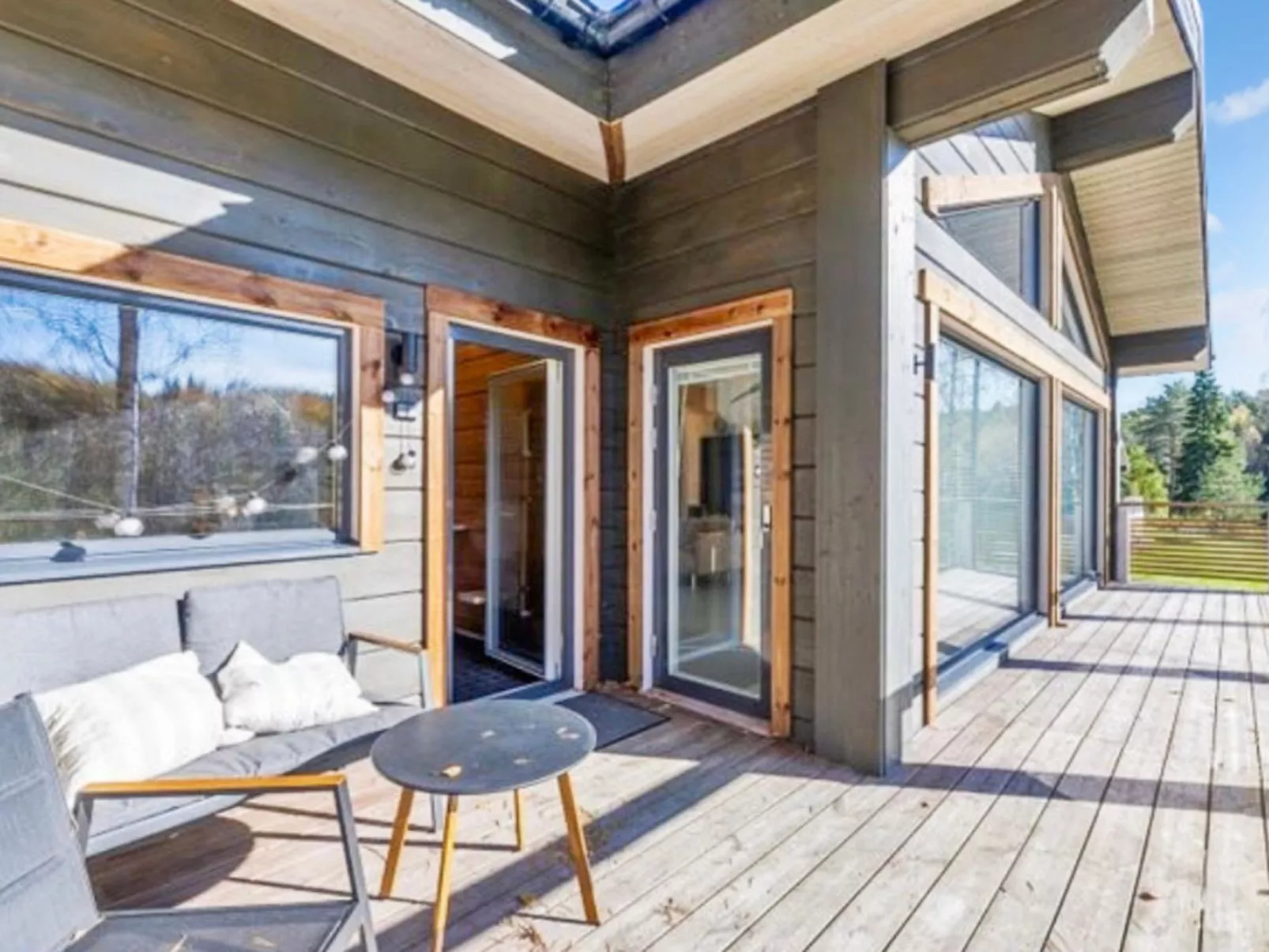 Teijon vierastalo-Inside