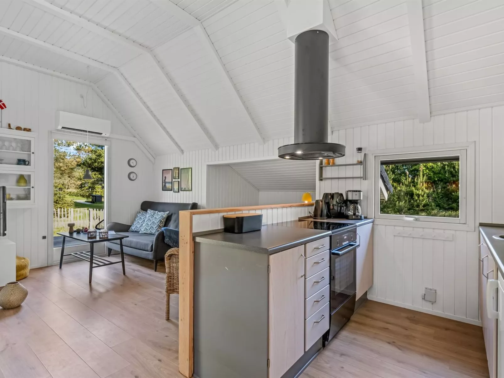 "Ottil" - 1.5km from the sea-Drinnen