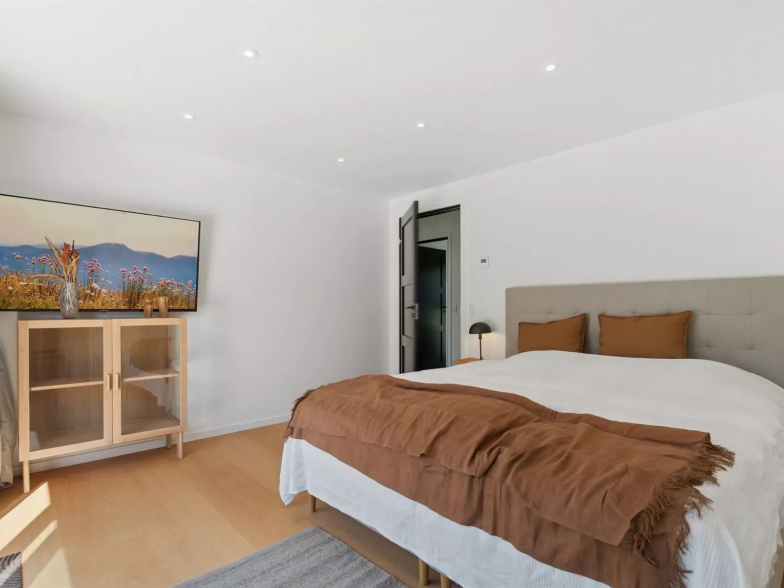 "Tove" - 350m from the sea-Drinnen