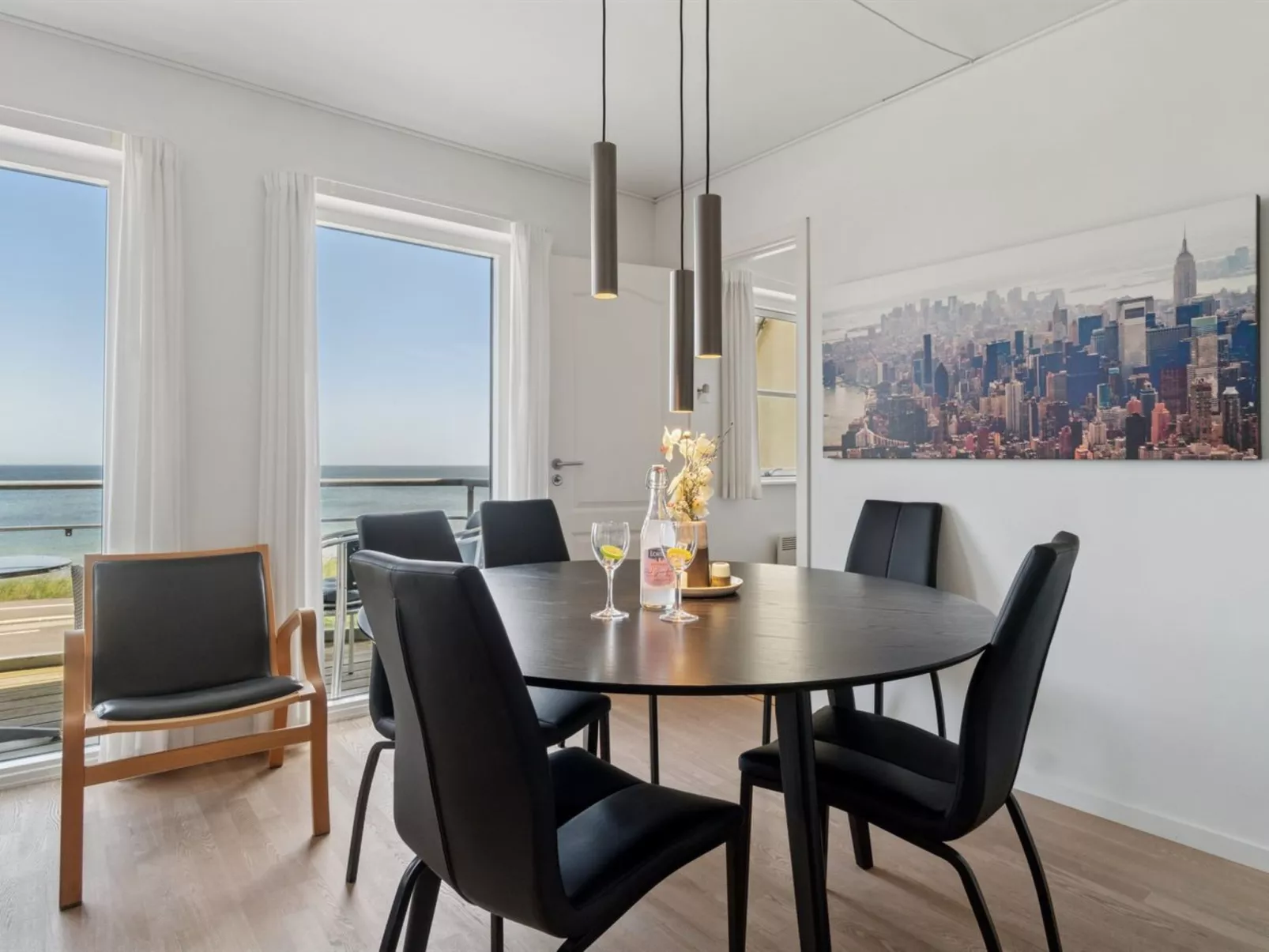 "Ayo" - 75m from the sea-Dedans