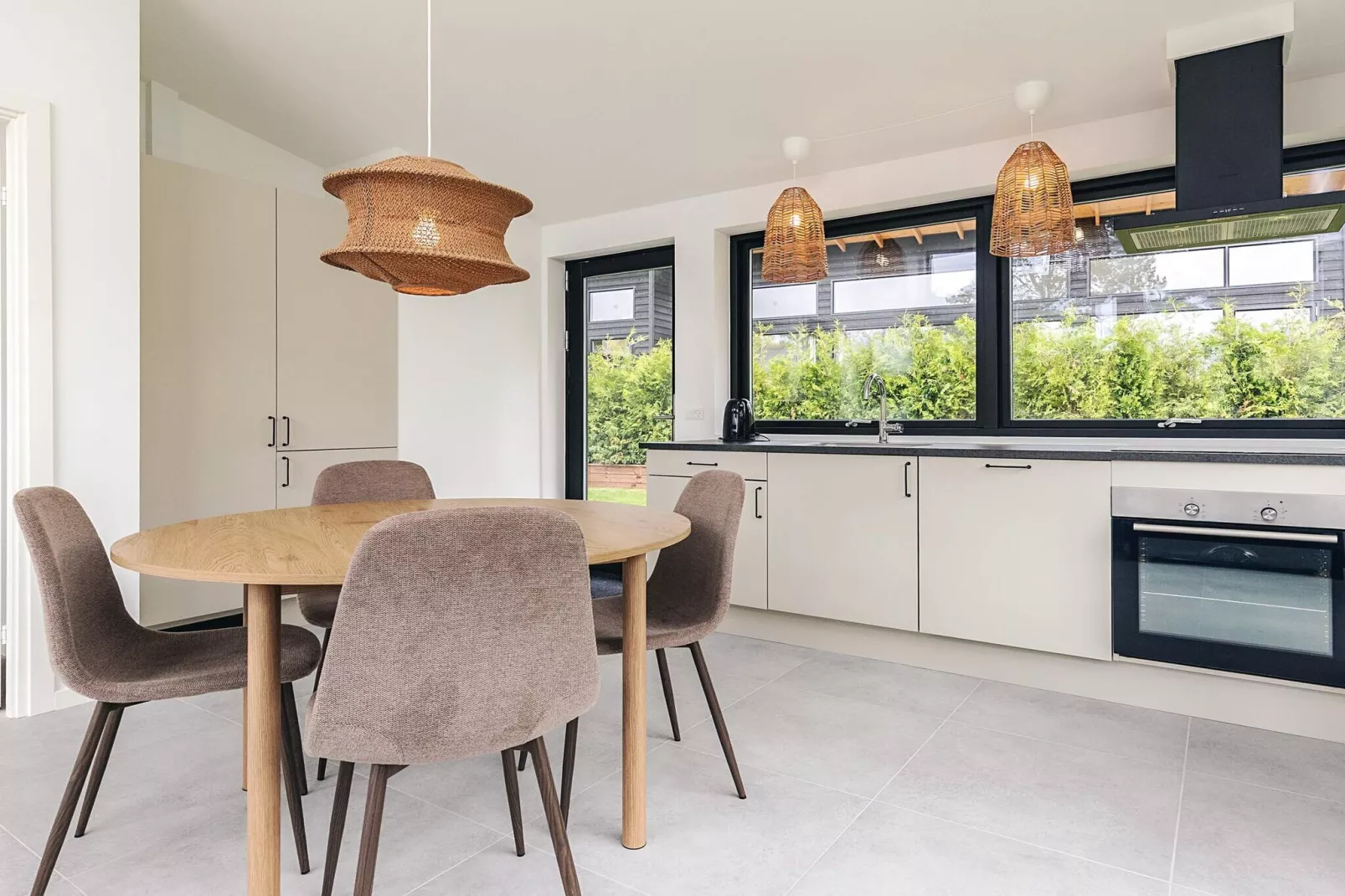 3 room,1 bath,Premium-Intérieur