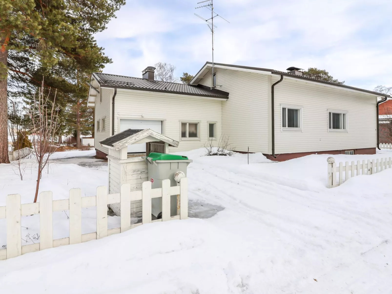 Kalamiehenkatu 6-Drinnen