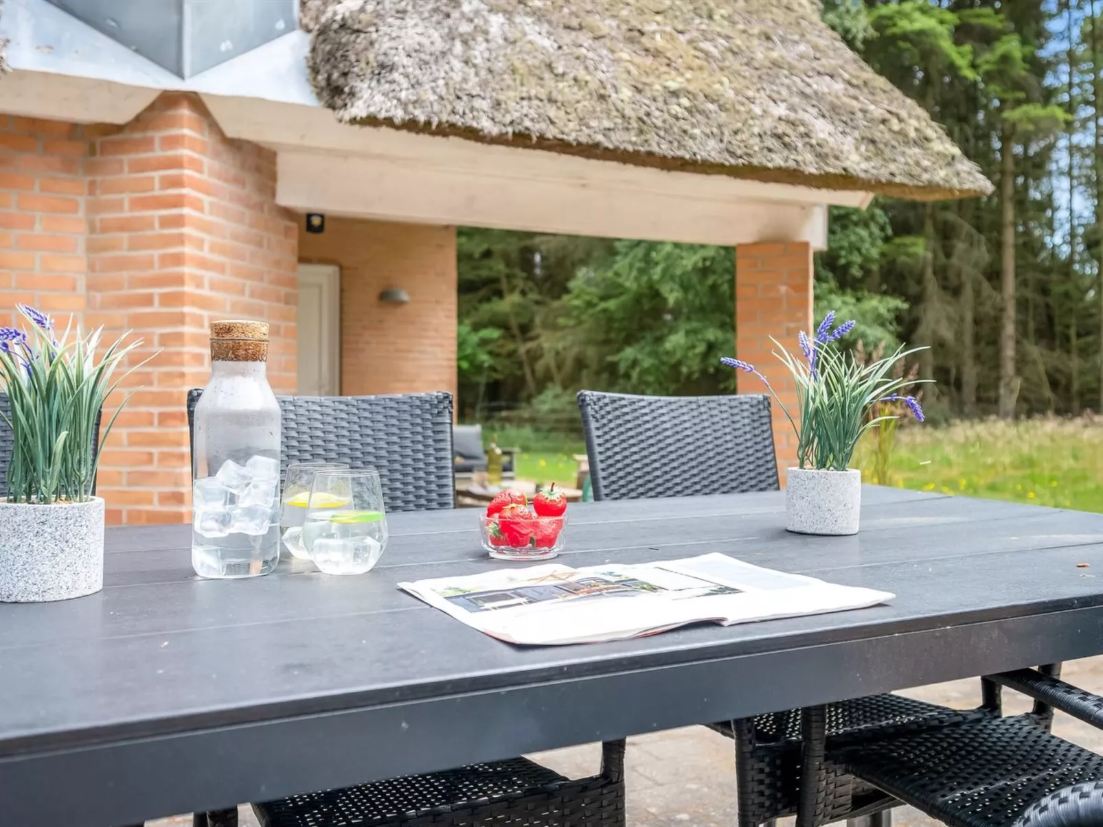 "Batsha" - 1.7km from the sea-Dehors