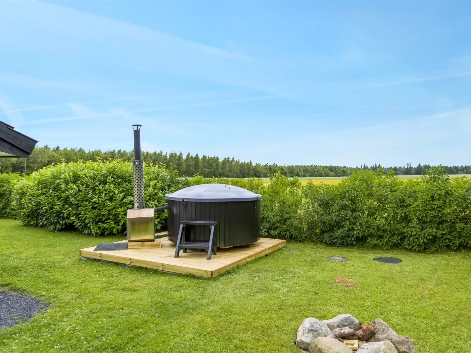 "Naimi" - 30km from the sea-Inside