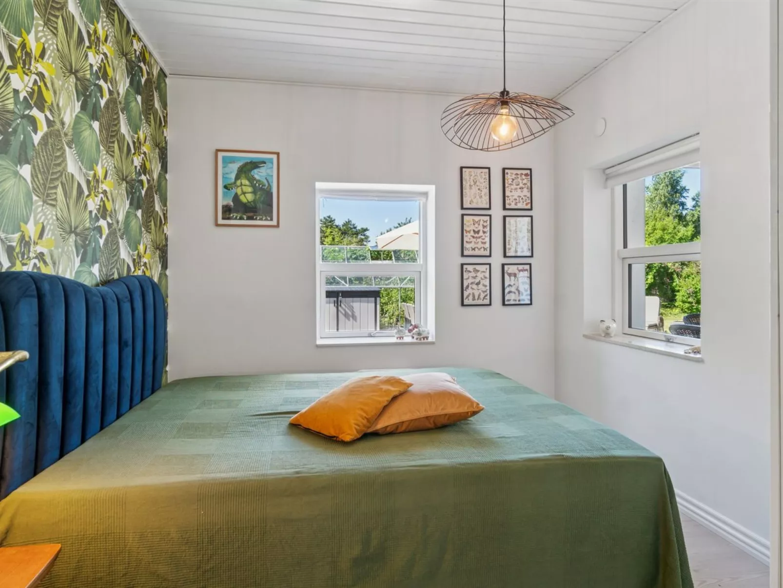 "Botwith" - 125m from the sea-Dedans