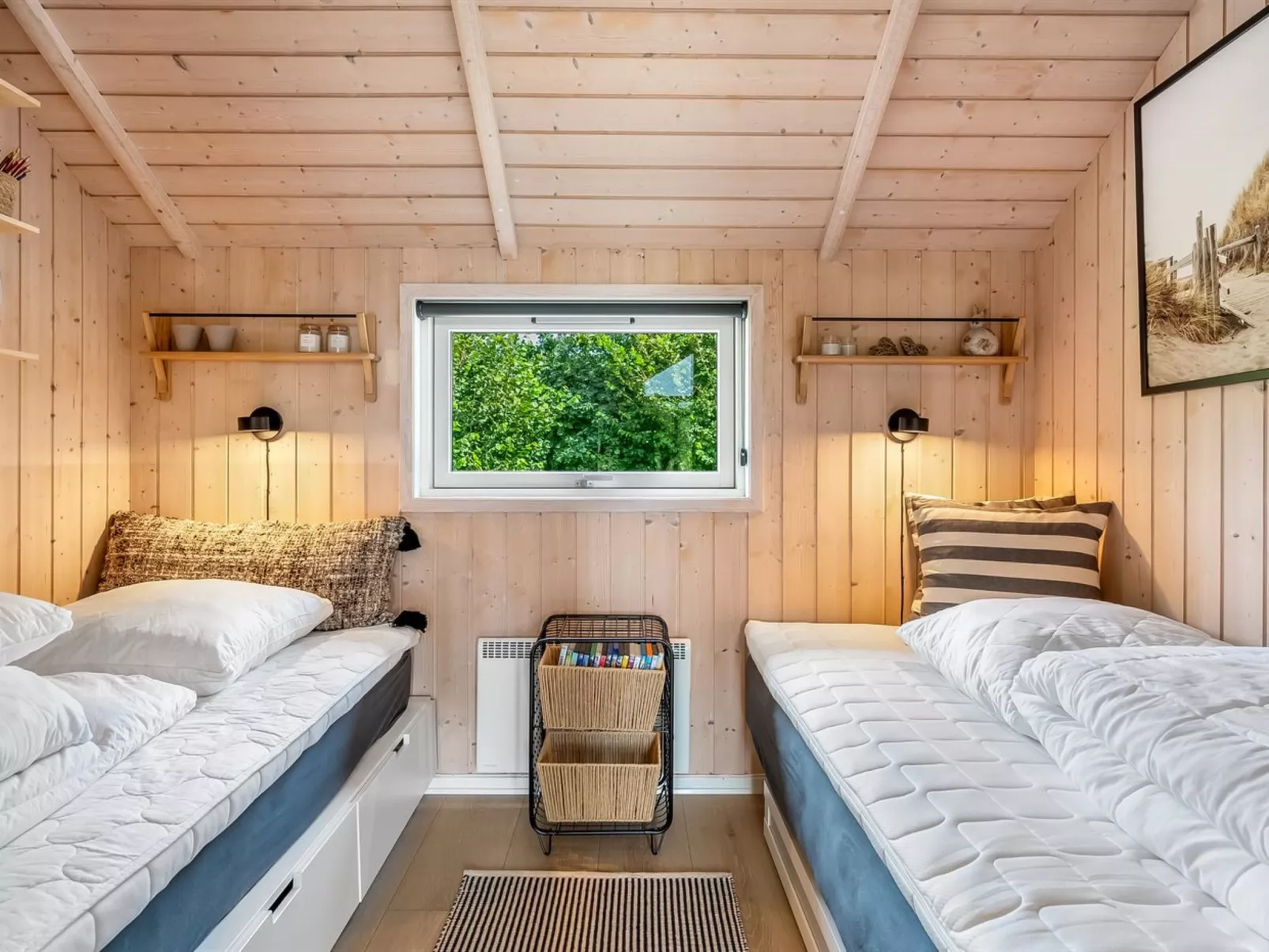 "Mieka" - 500m from the sea-Inside