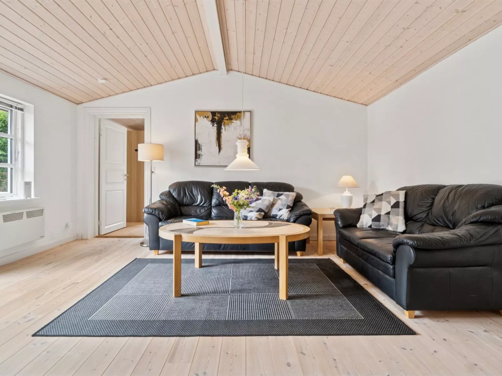 "Sixten" - 400m to the fjord-Inside