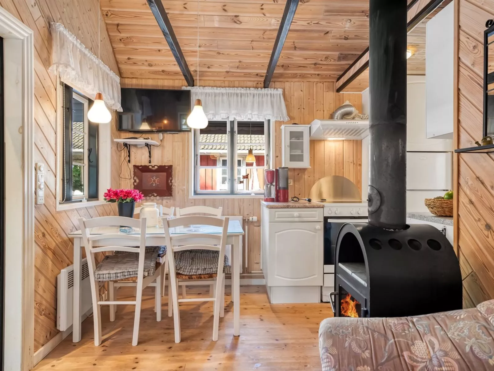 "Stig" - 1km from the sea-Drinnen