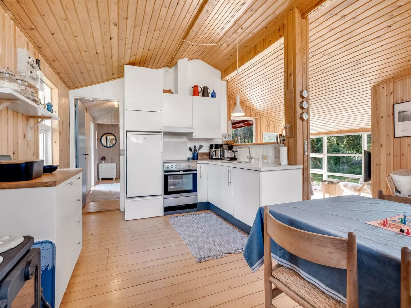 "Ingobert" - 600m from the sea-Inside