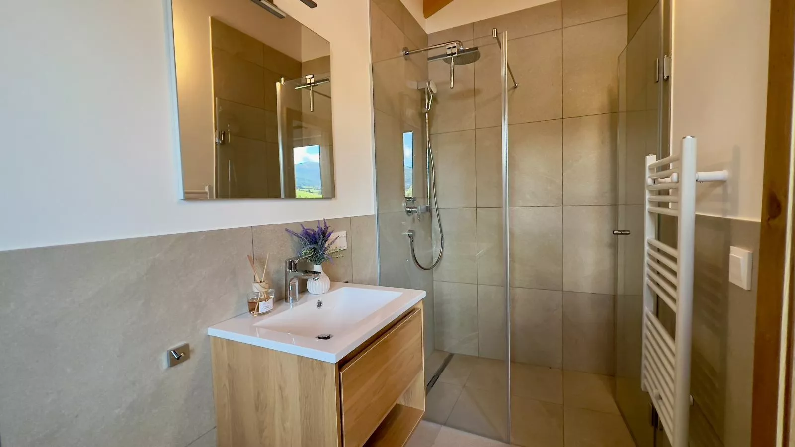 Grebenzen Lodge Starnberg 60A-Bathroom