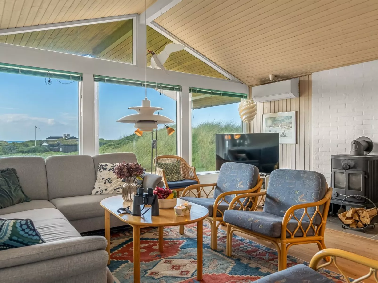 "Myrna" - 250m from the sea-Drinnen