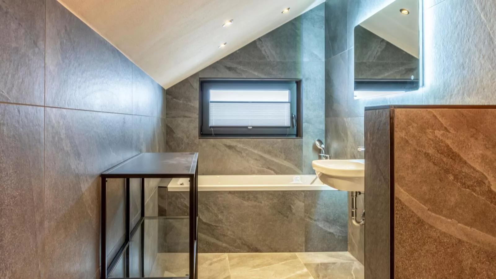 Hausa Sommer-Badezimmer