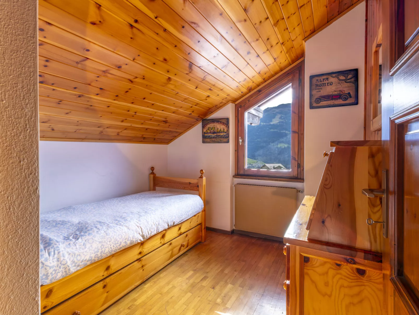 Oga Mountain Home-Dedans