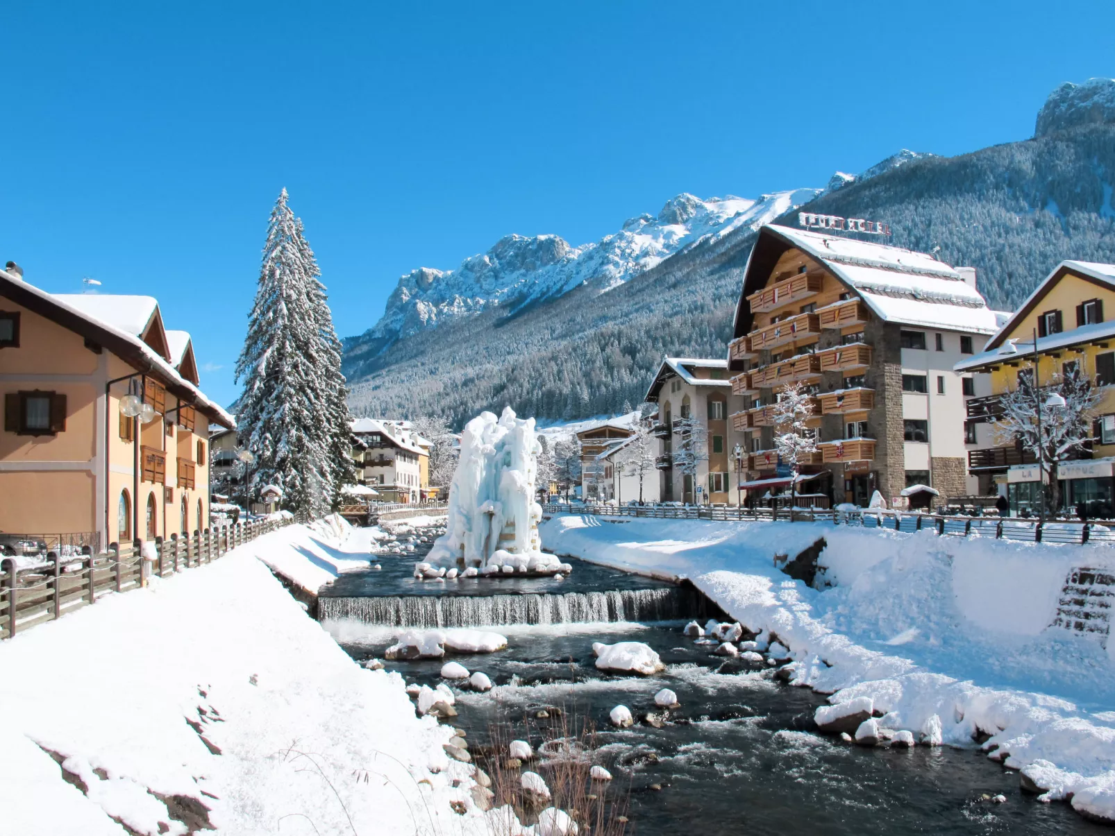 Ciasa Tella-Umgebung