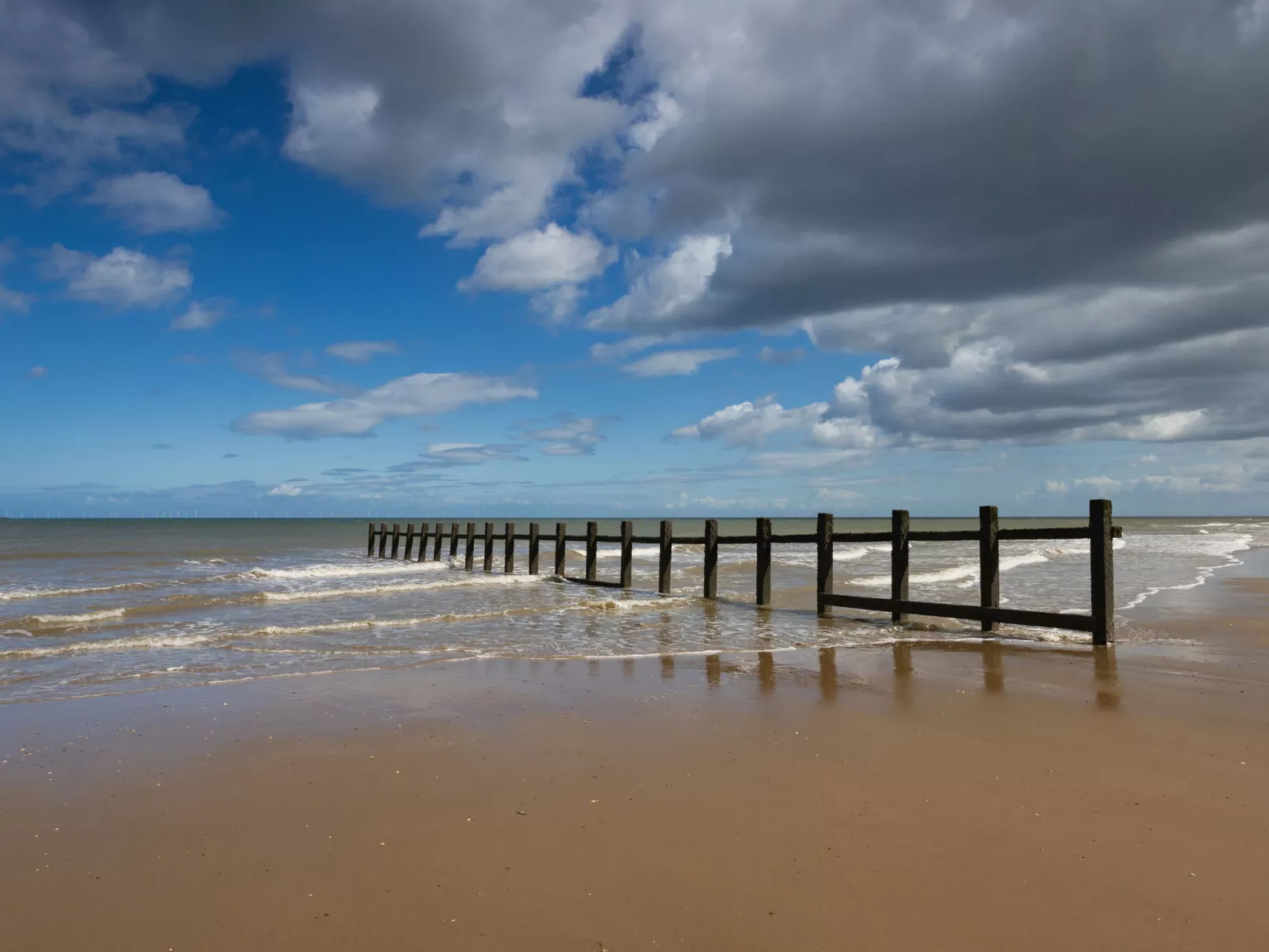 Llys Llewellyn-Dedans