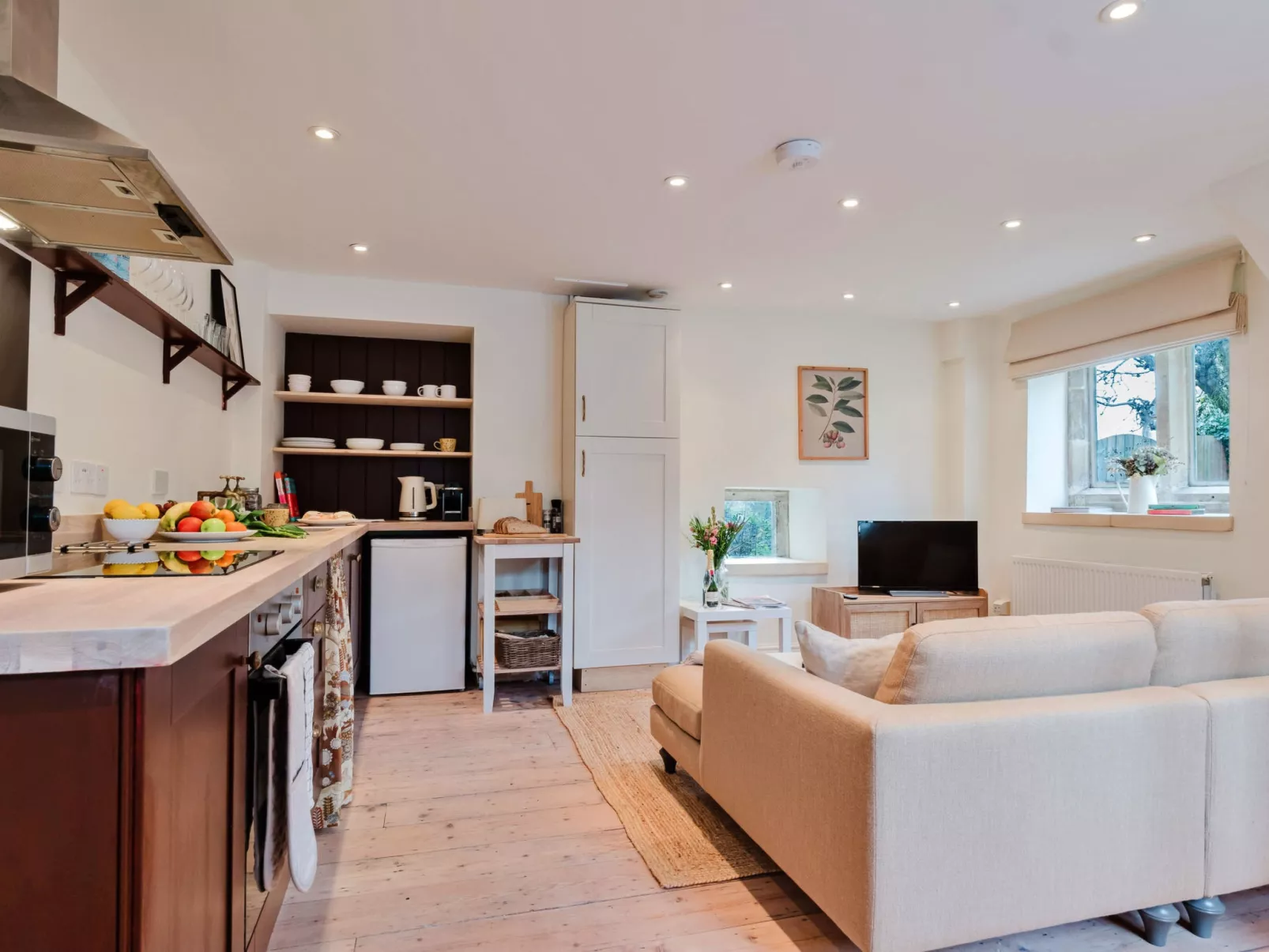 Courtside Cottage-Dedans