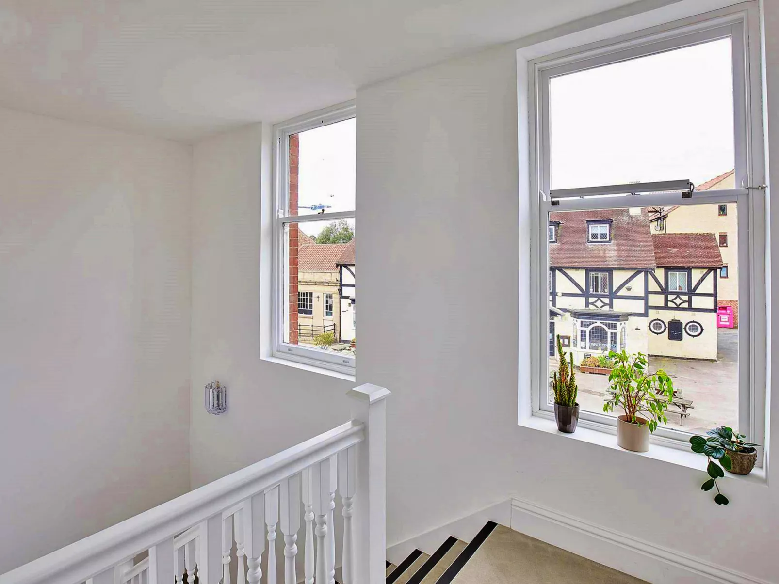 The Bank House-Draußen