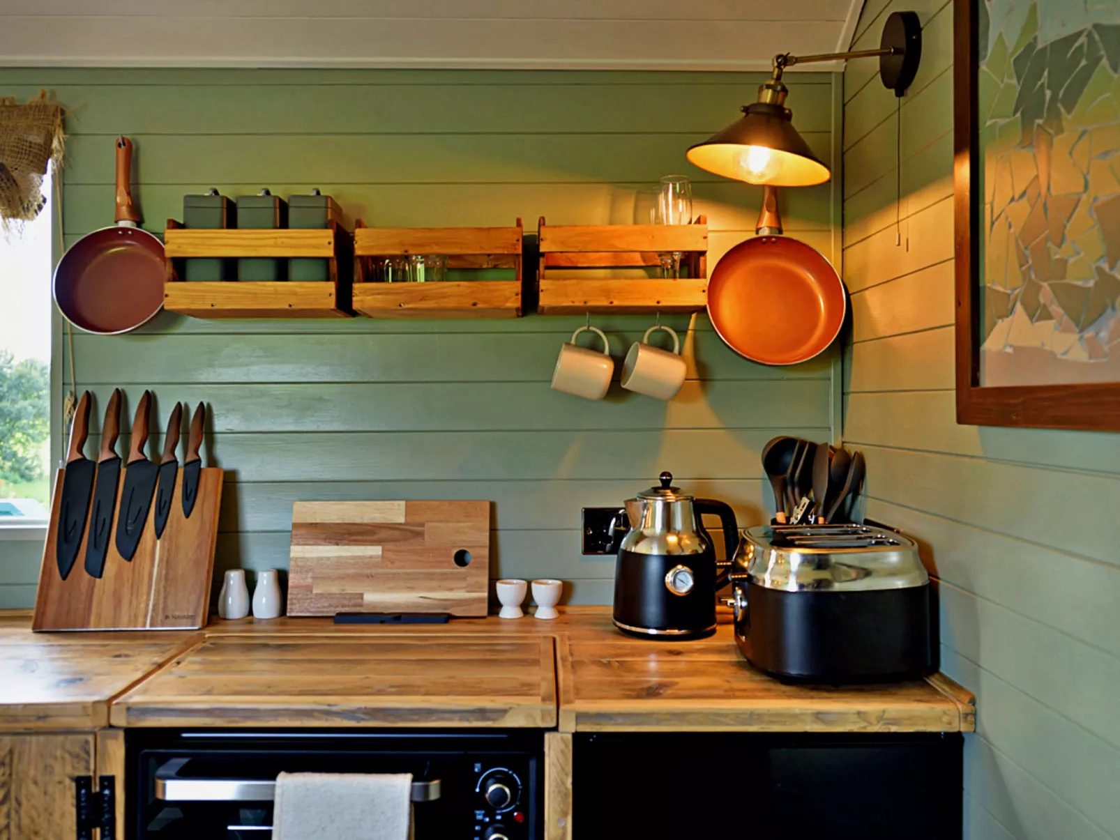 'Joan' Shepherds Hut-Dedans