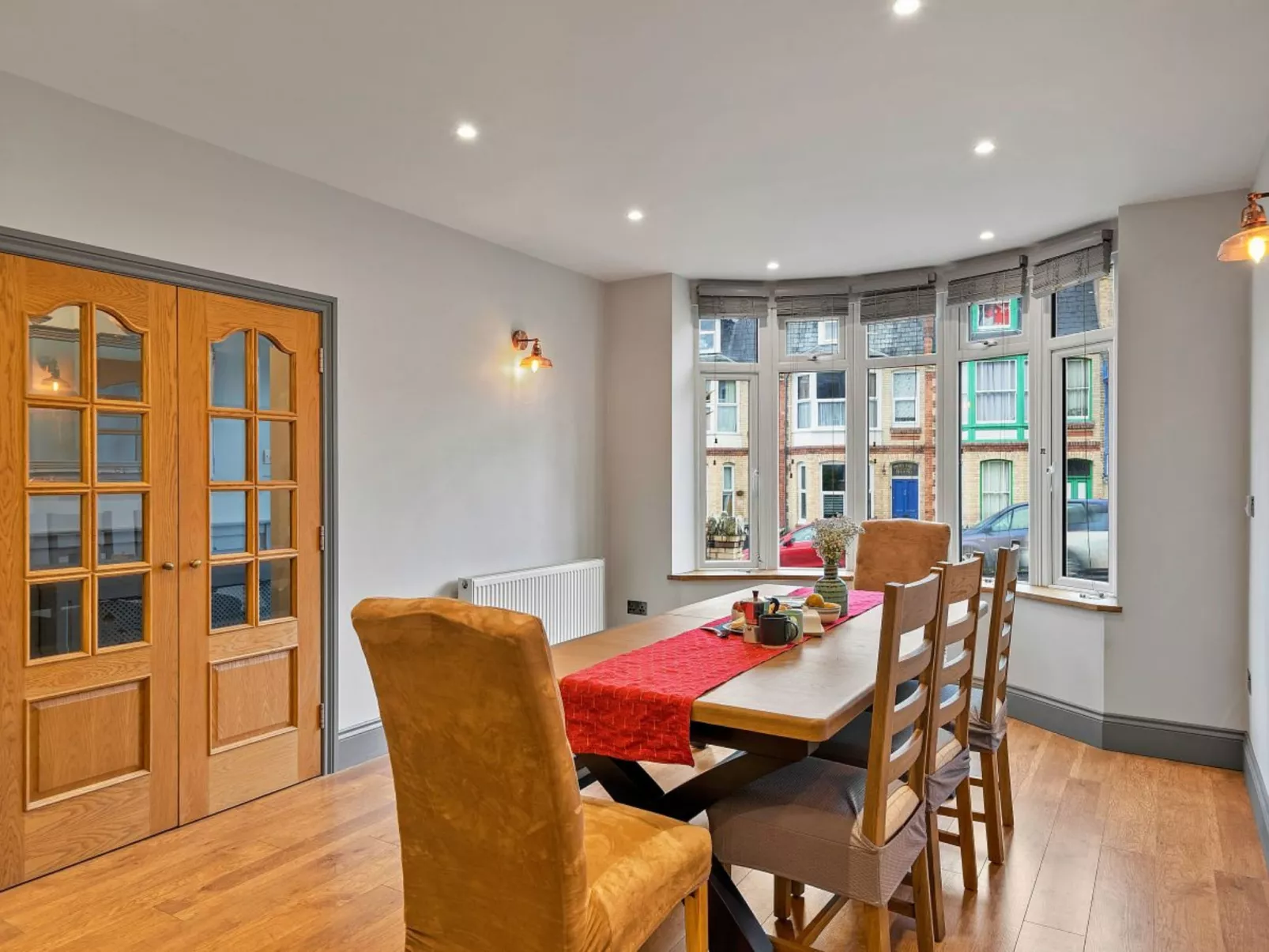 The Lamb Park Lookout-Dehors