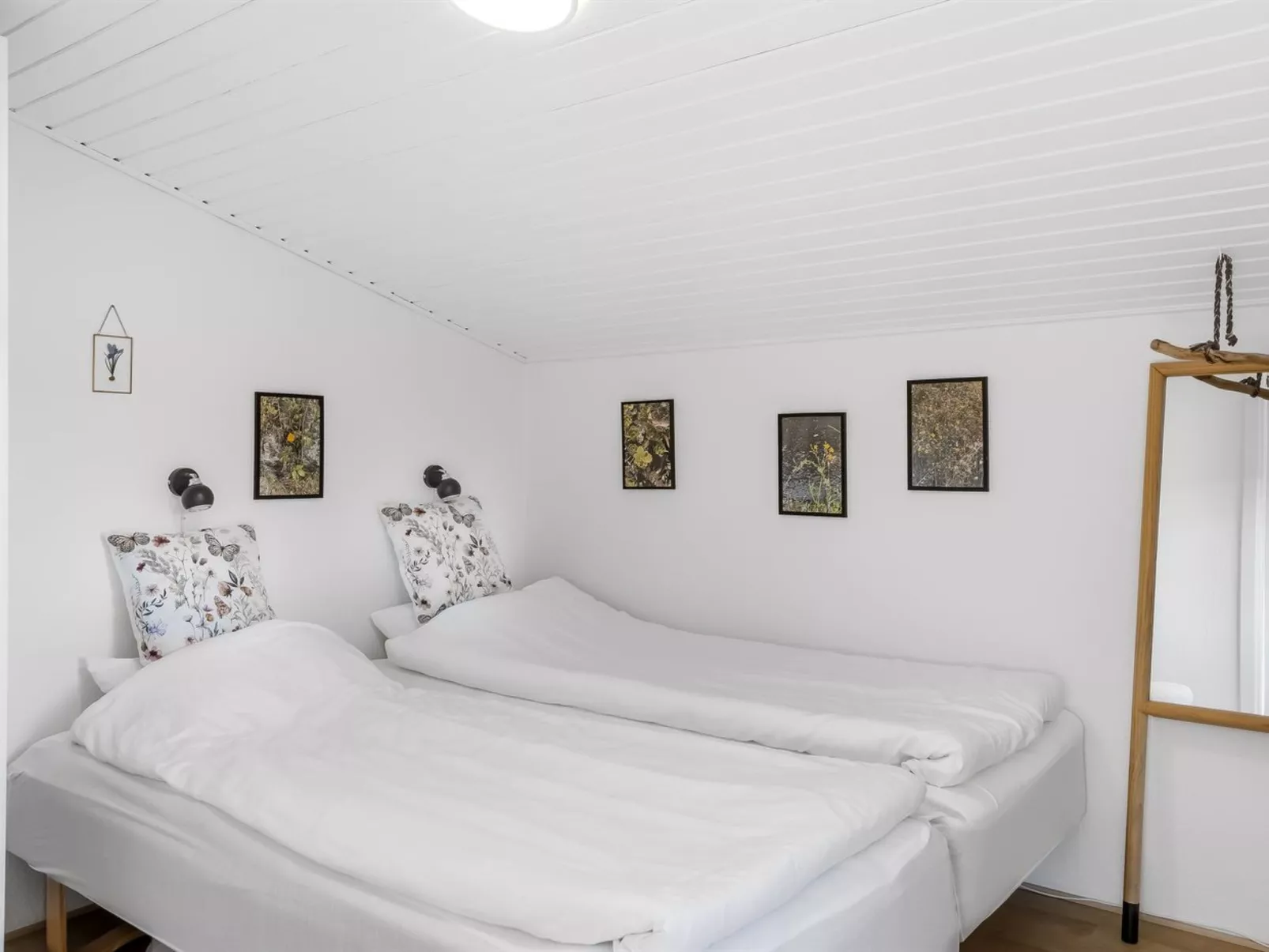 "Quanna" - 450m from the sea-Inside