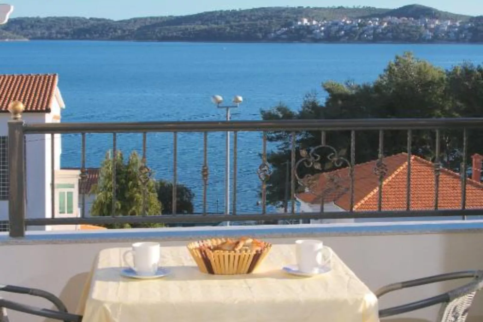 Apartment Libe with Sea View Trogir - Two Bedroom Apartment with Balcony