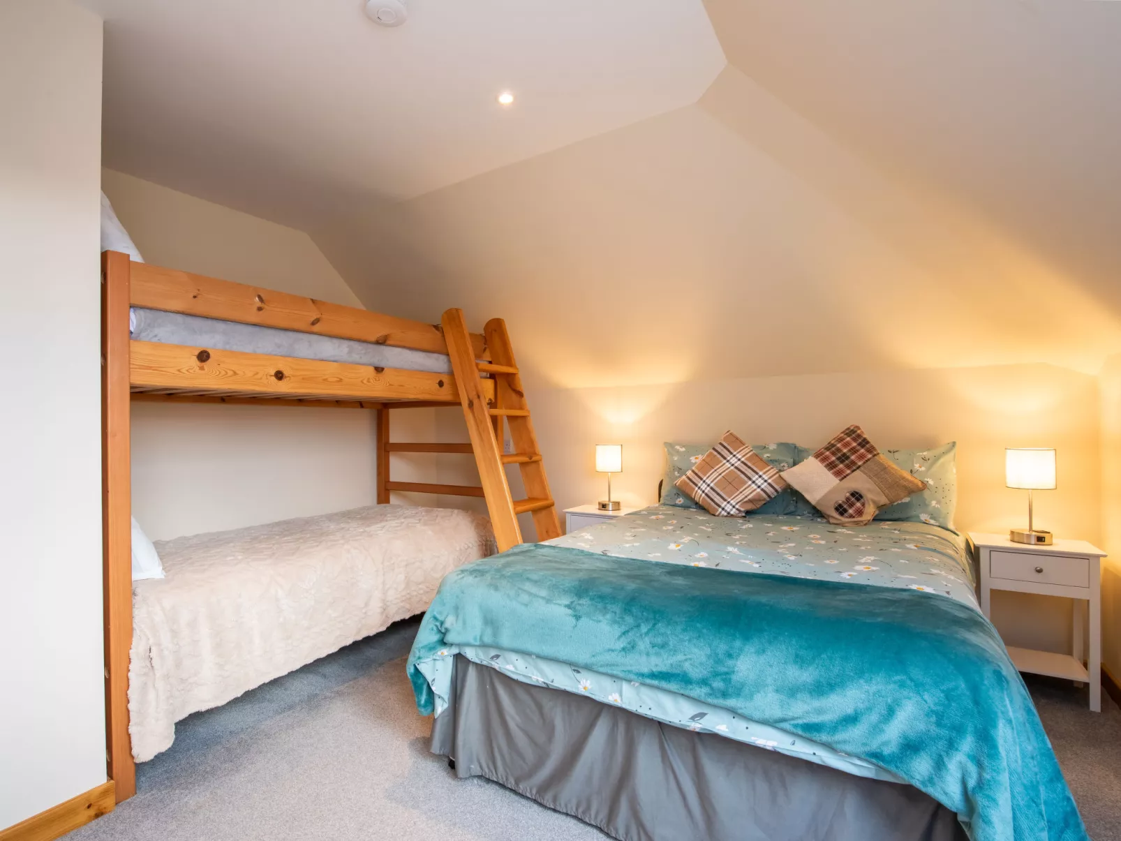 Benderloch House & Frobost Lodge-Dedans