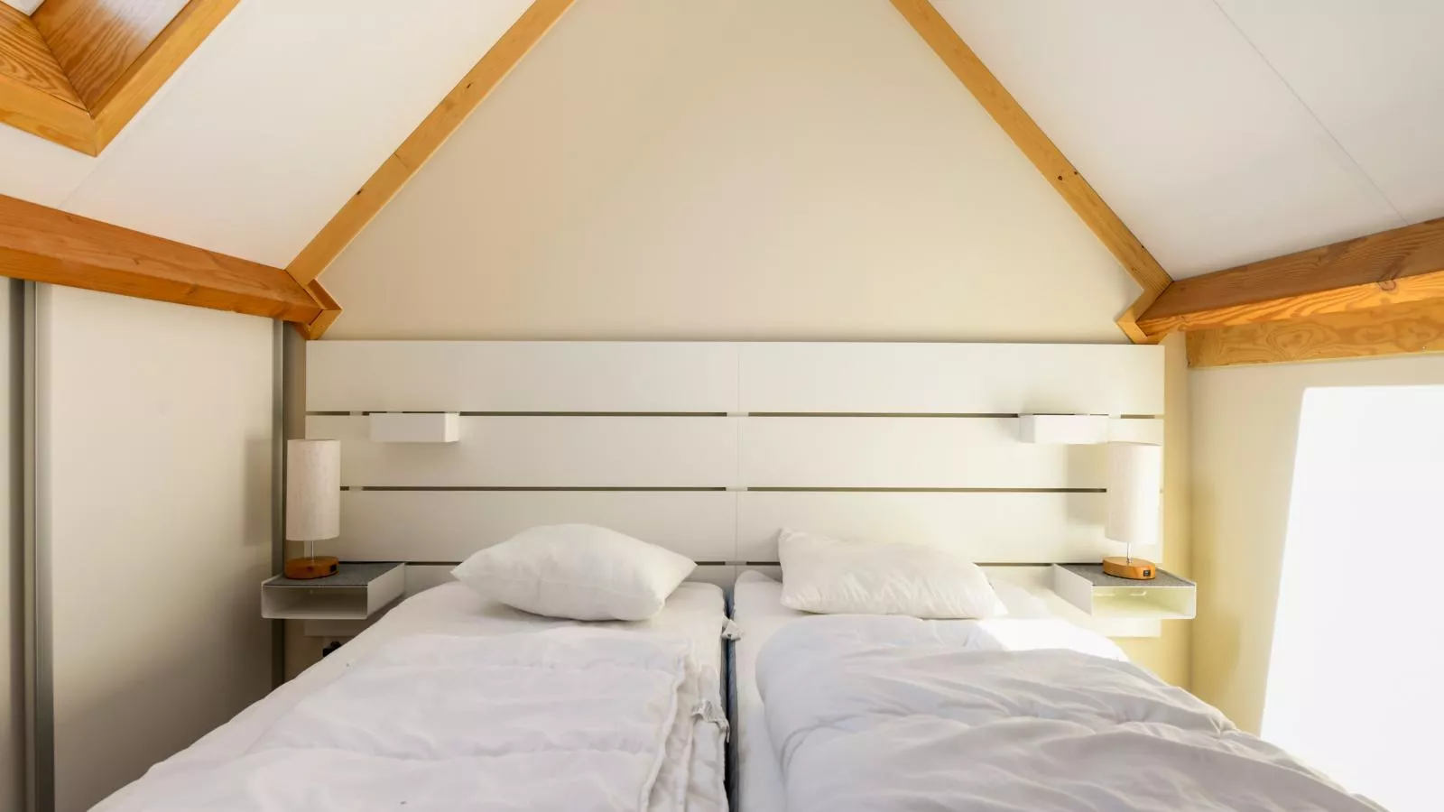 Westhinder II H53-Schlafzimmer