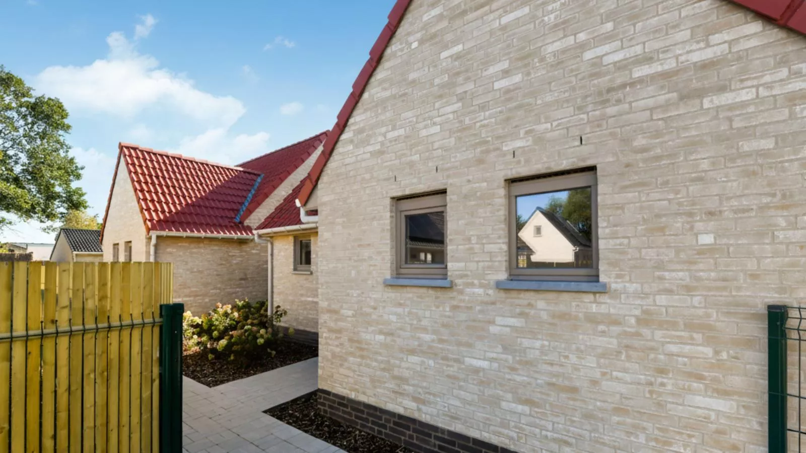 Westhinder II H54-Außenbereich Sommer