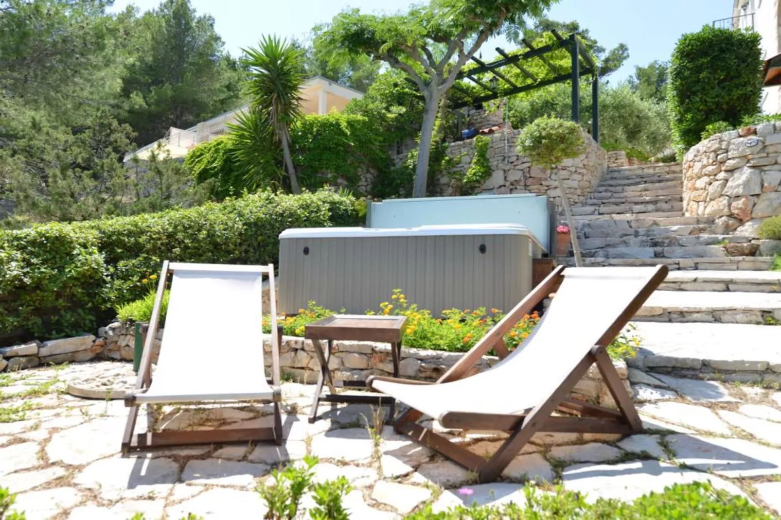 Two-Bedroom Apartment (Lavanda)-Outdoor