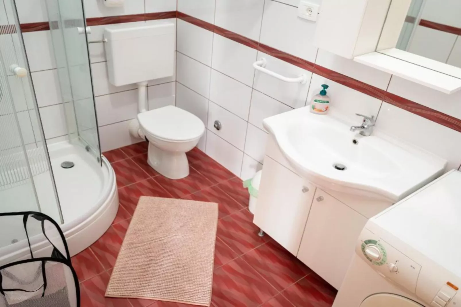 One Bedroom Apartment With Terrace (A1)-Nicht zugeordnet