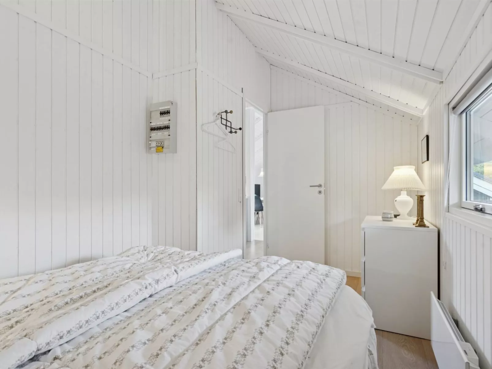 "Hannah" - 200m from the sea-Dedans