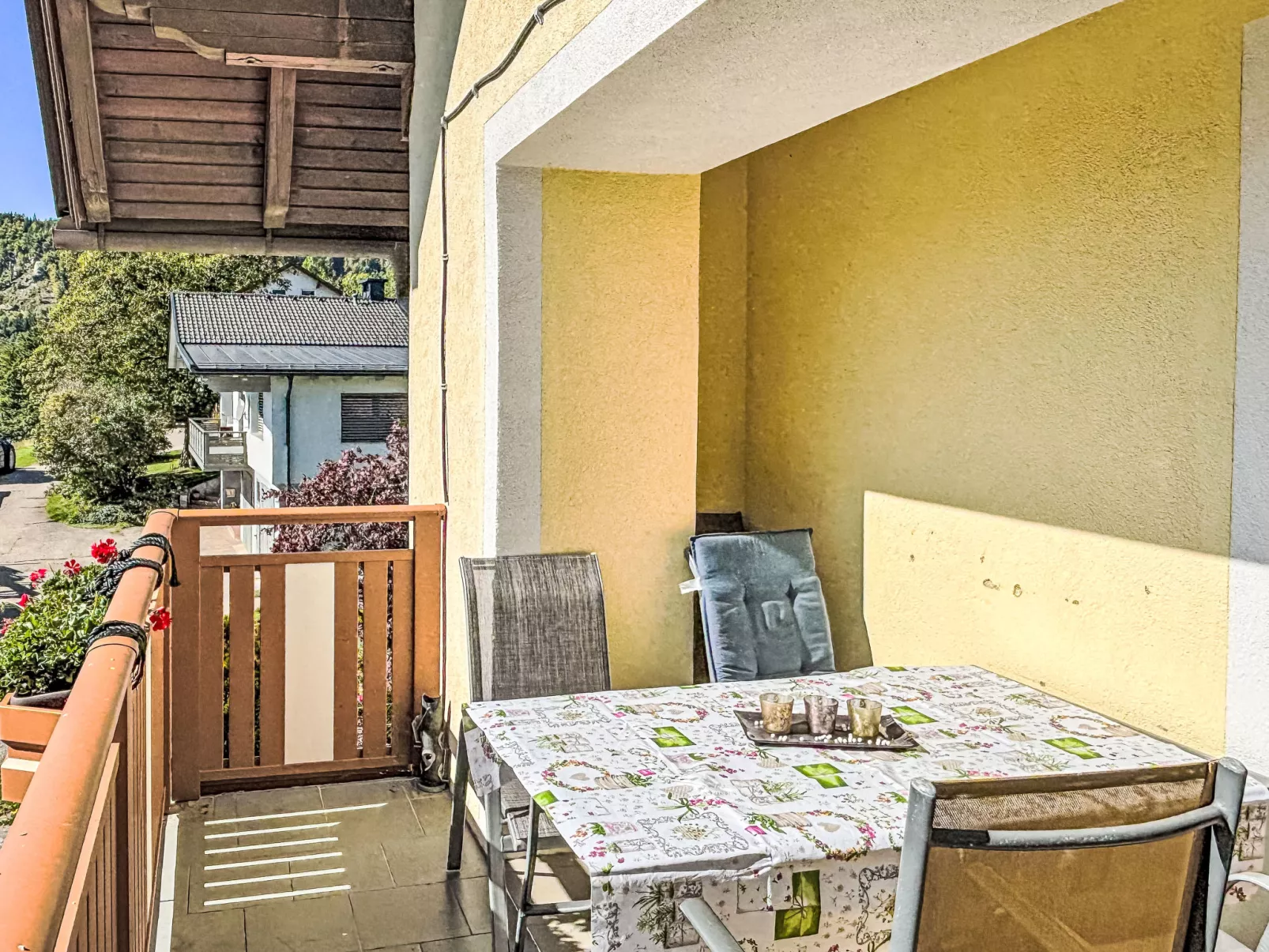 Hochstuhlblick-Outside