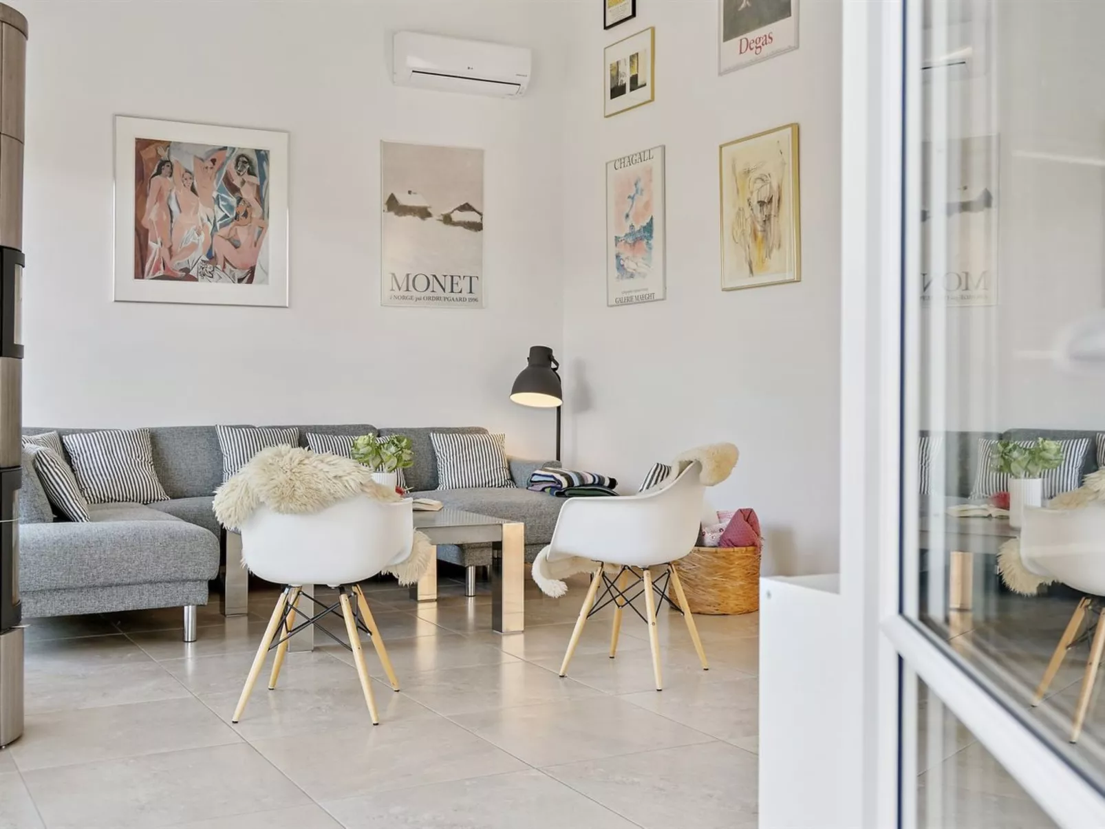 "Alvia" - 1.6km from the sea-Drinnen