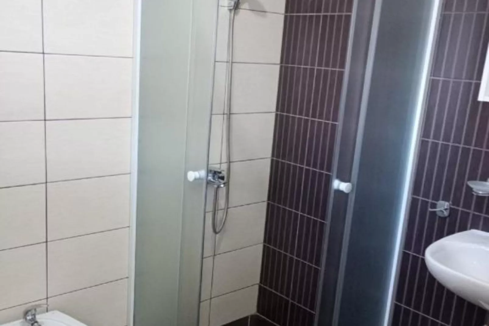 Tivat Relax with Stunning Sea & Mountain Views - Standard Studio Apartment 2-Badezimmer