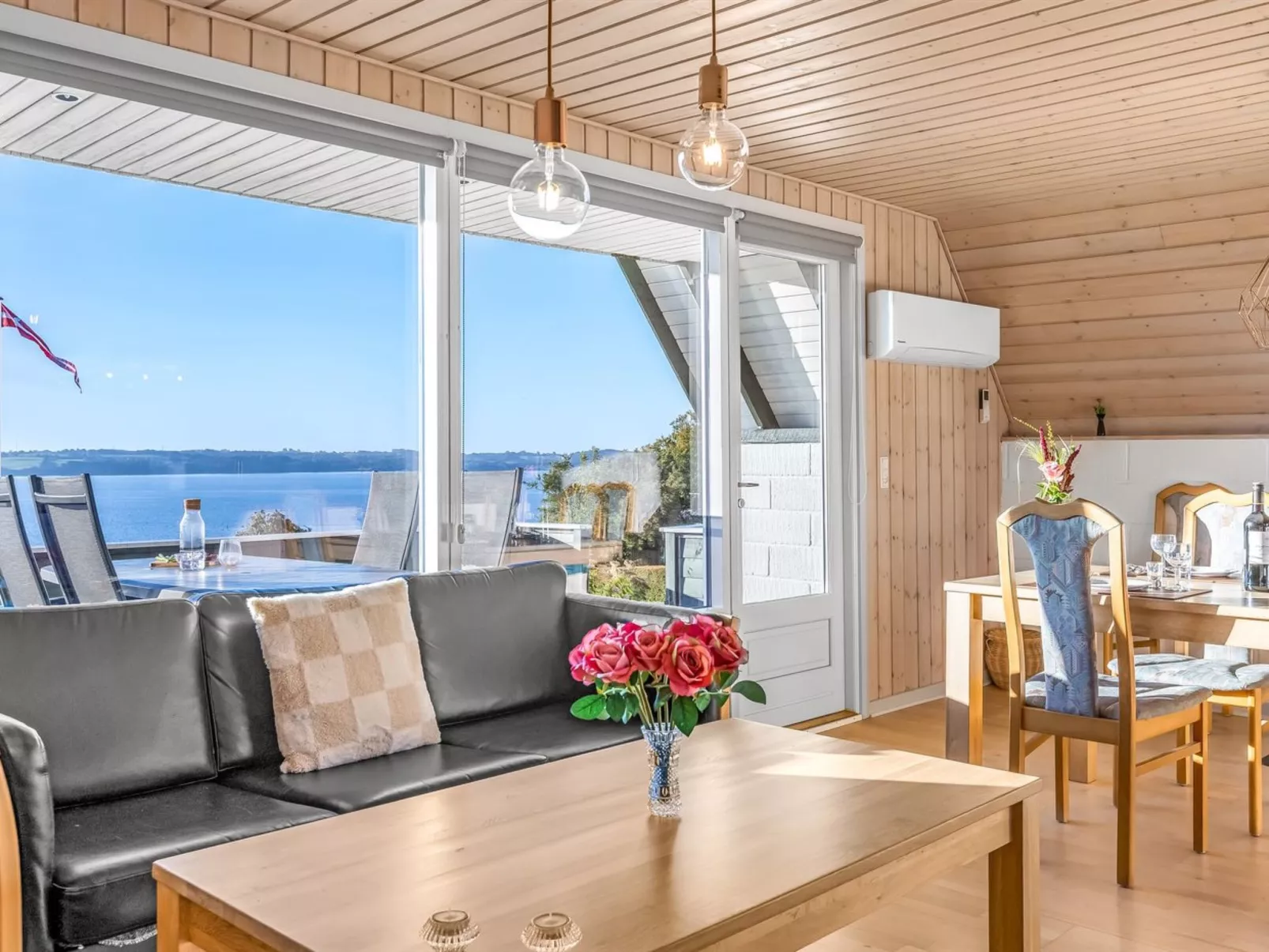 "Elisabete" - 600m from the sea-Dedans